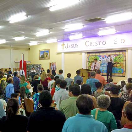 Bispo responsável pela Igreja Universal no Paraná visita Irati